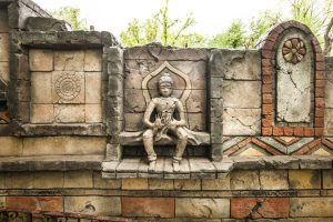 Himalayan wall imitation made with shotcrete technique - ZOO Zlín